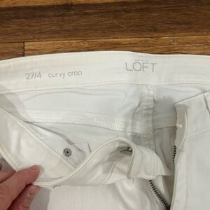 LOFT Ivory Curvy Crop Pants